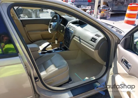 2007 Ford Fusion Se z USA, uszkodzony, nr VIN 3FAHP07127R135879